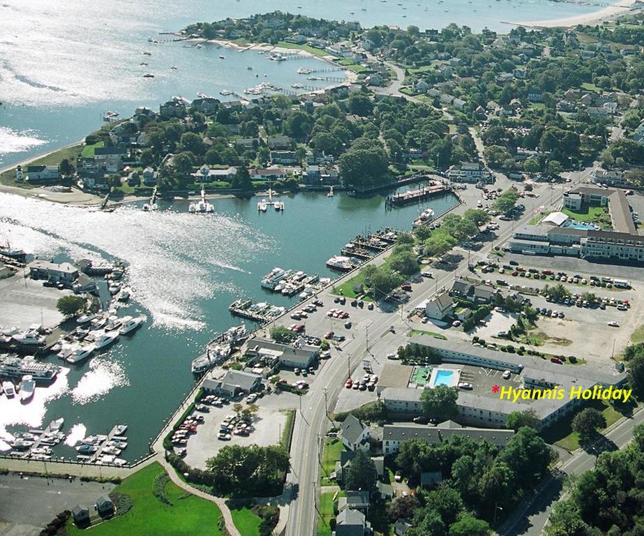 Hyannis Holiday Motel Экстерьер фото