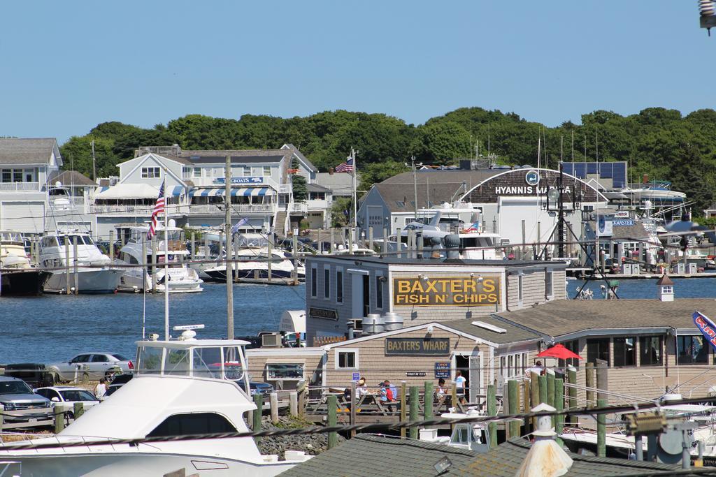 Hyannis Holiday Motel Экстерьер фото