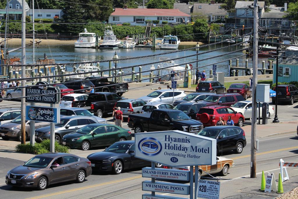 Hyannis Holiday Motel Экстерьер фото
